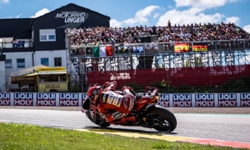 Marc Márquez ganó y sigue siendo rey de MotoGP en Sachsenring